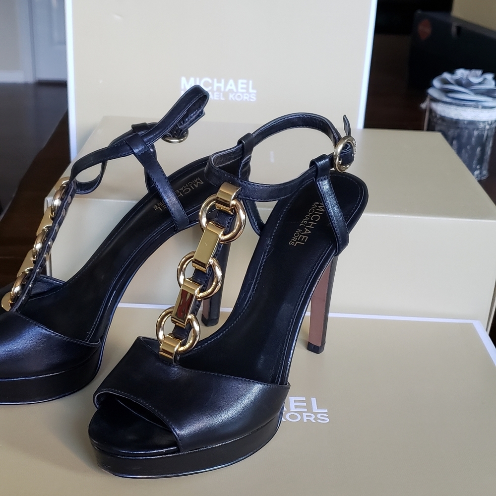 Michael Kors Women’s black strappy heels size 5